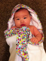 how do you use a baby hooded towel