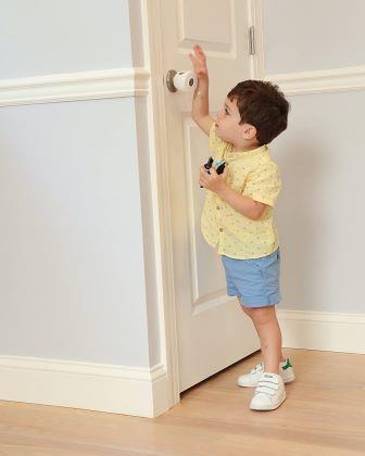 Baby proofing door